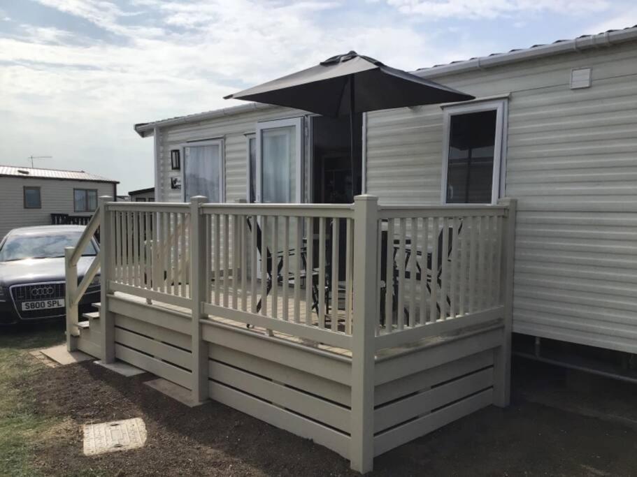 Brookside West Sands Holiday Park Seal Bay เซลซี ภายนอก รูปภาพ