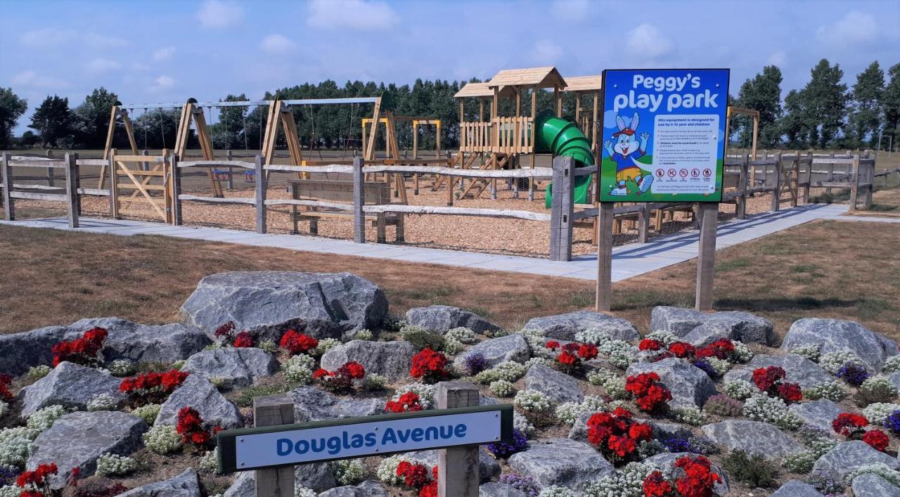Brookside West Sands Holiday Park Seal Bay เซลซี ภายนอก รูปภาพ